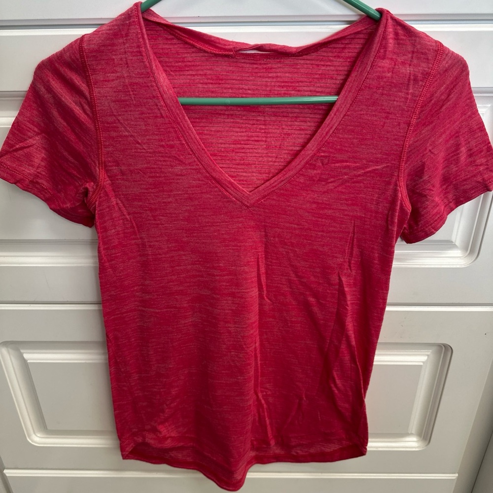 Lululemon Athletica Pink, V-Neck Short Sleeve Tee, Size 4/6